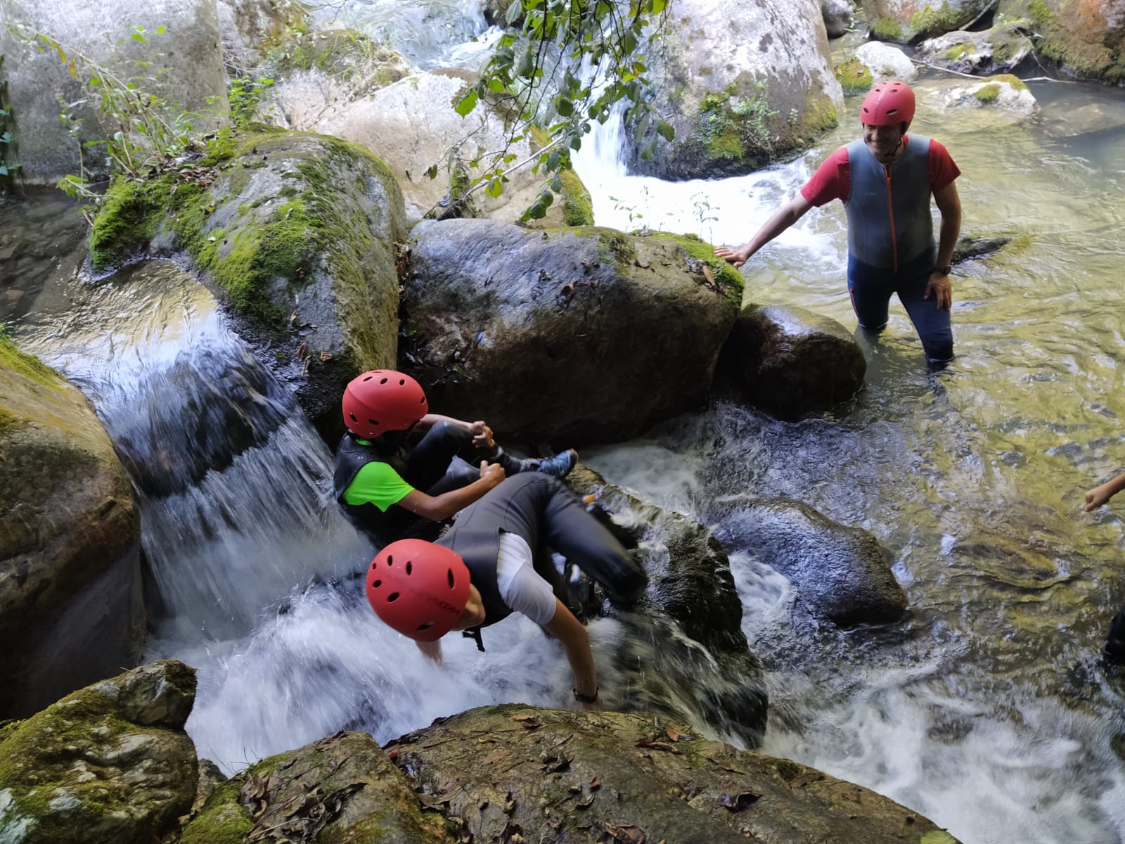 river trekking